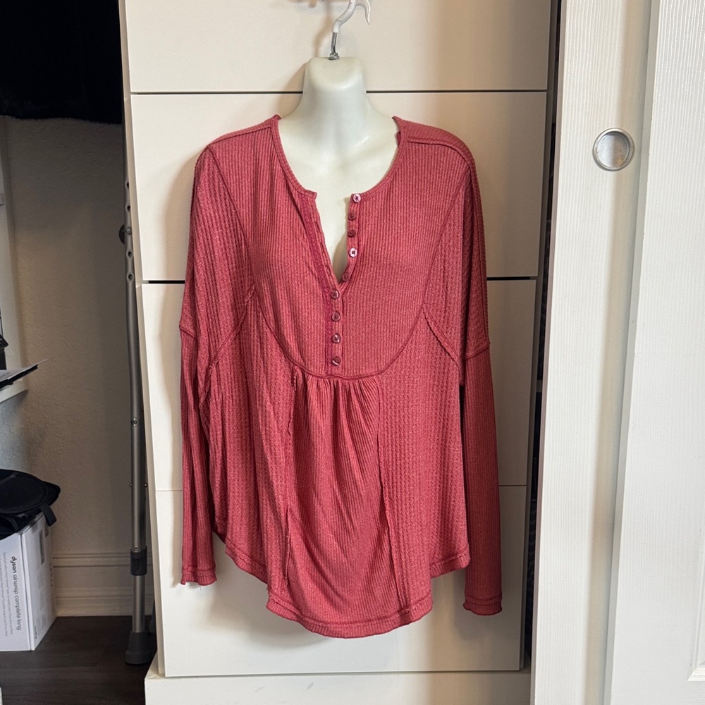 Free people LEO Henley Tunic, Waffle Knit Red Top